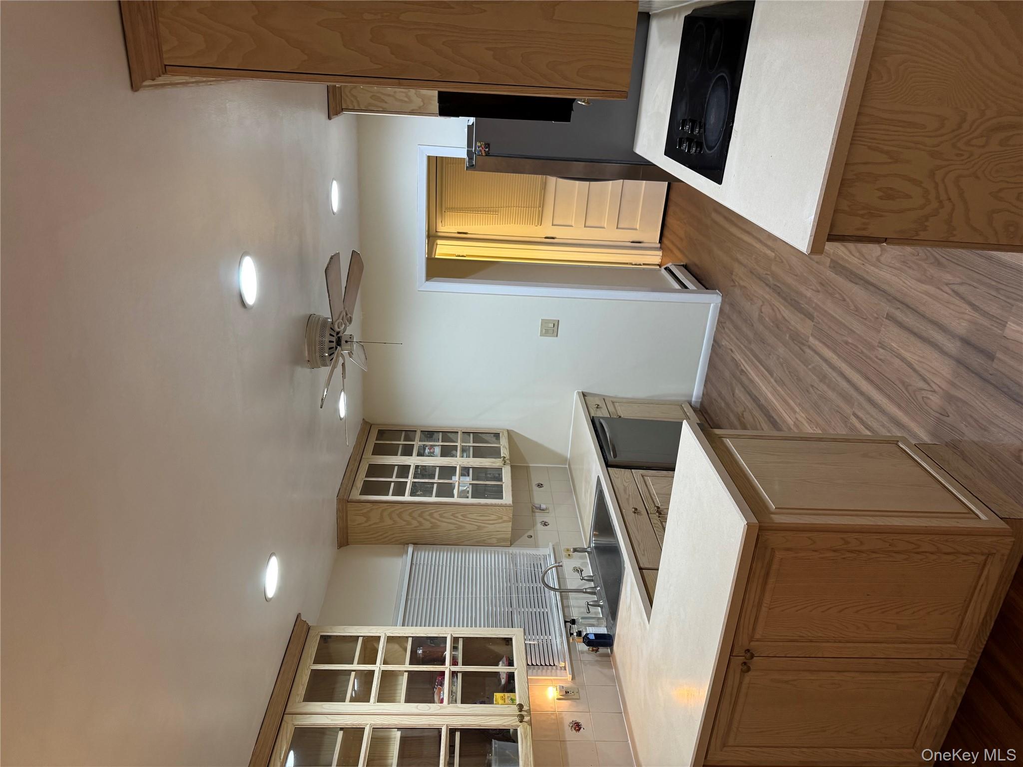 #3 photo, 23 Jerome Road, 롱 아일랜드 Syosset , NY 11791