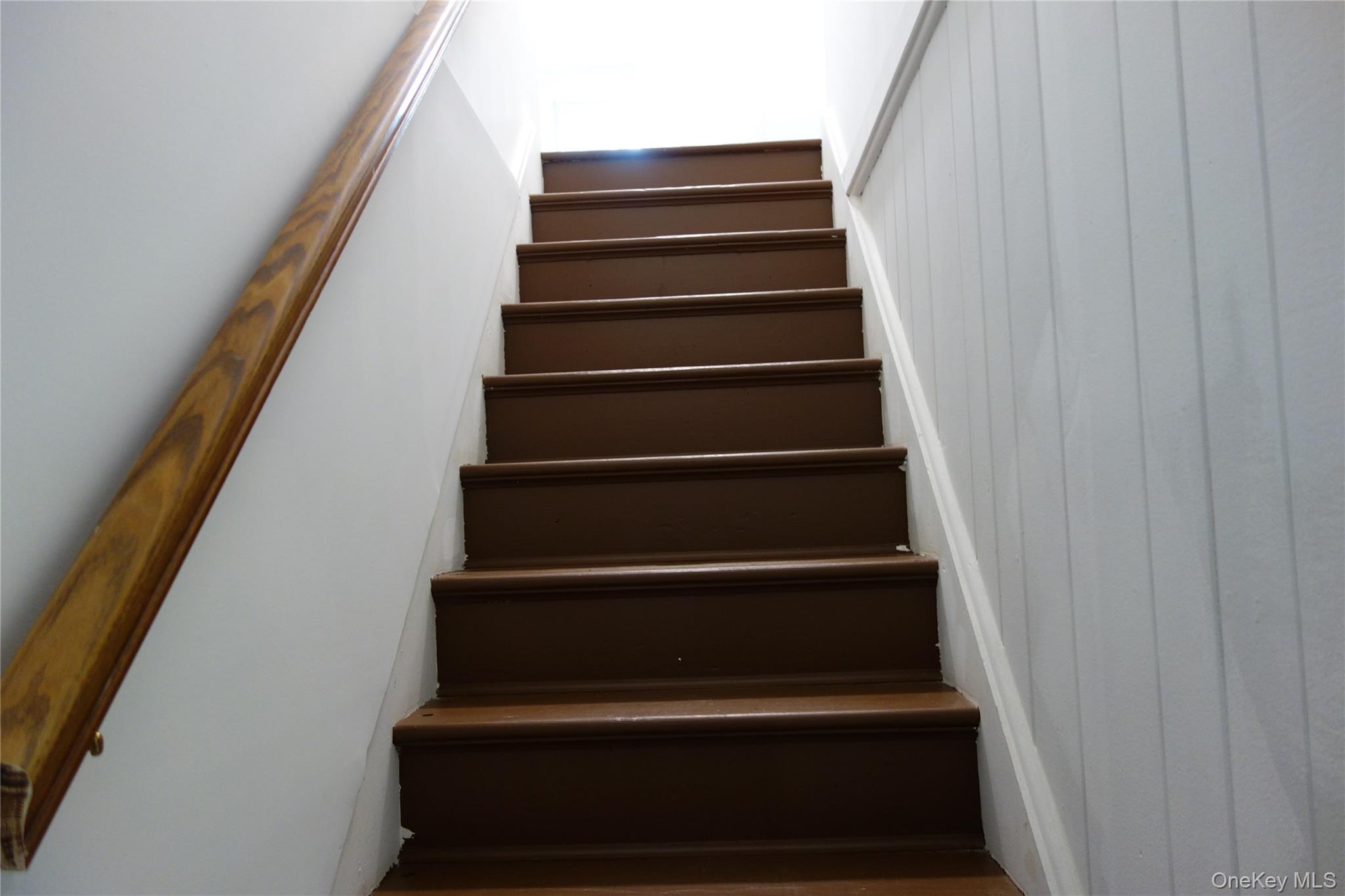 #15 photo, 664 Bryant Street, Westbury , NY 11590