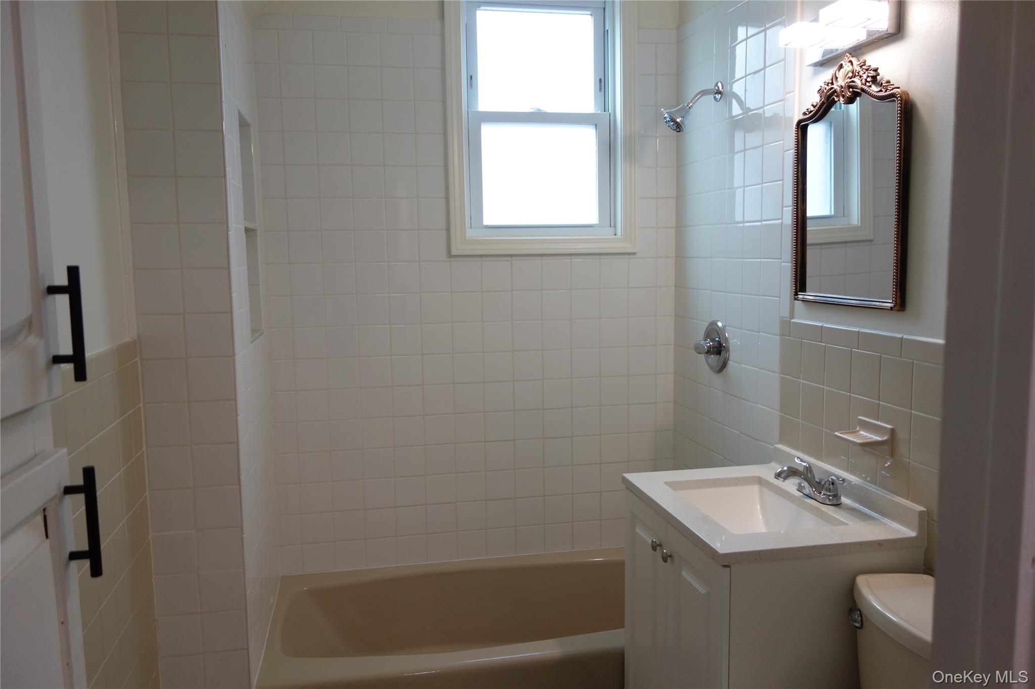 #16 photo, 664 Bryant Street, Westbury , NY 11590