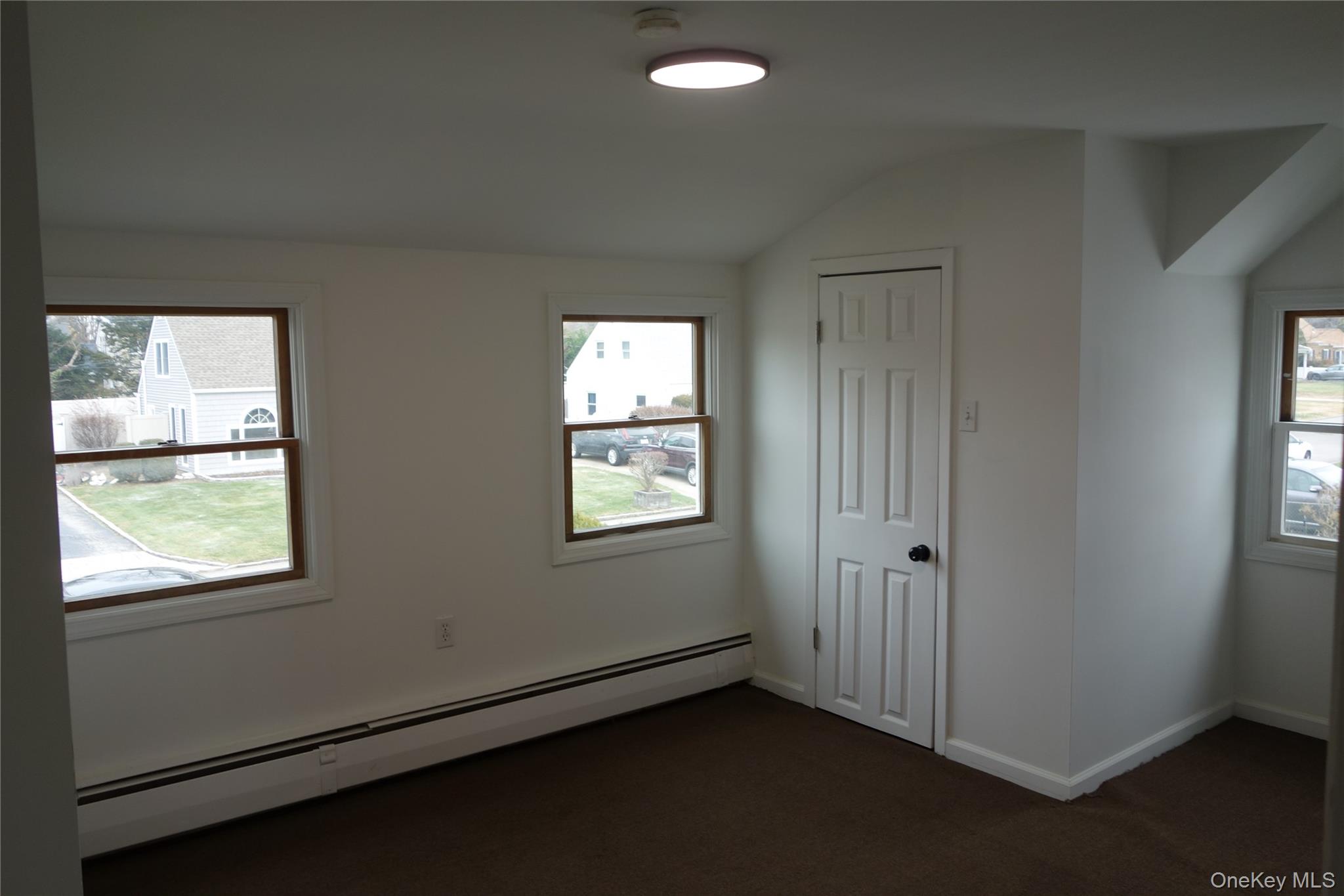 #20 photo, 664 Bryant Street, Westbury , NY 11590