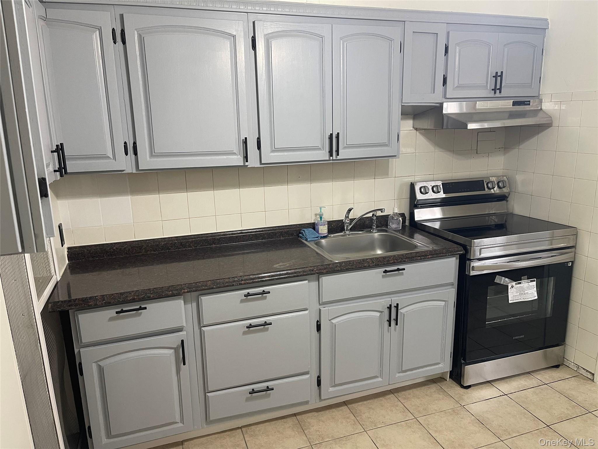 #3 photo, 664 Bryant Street, Westbury , NY 11590