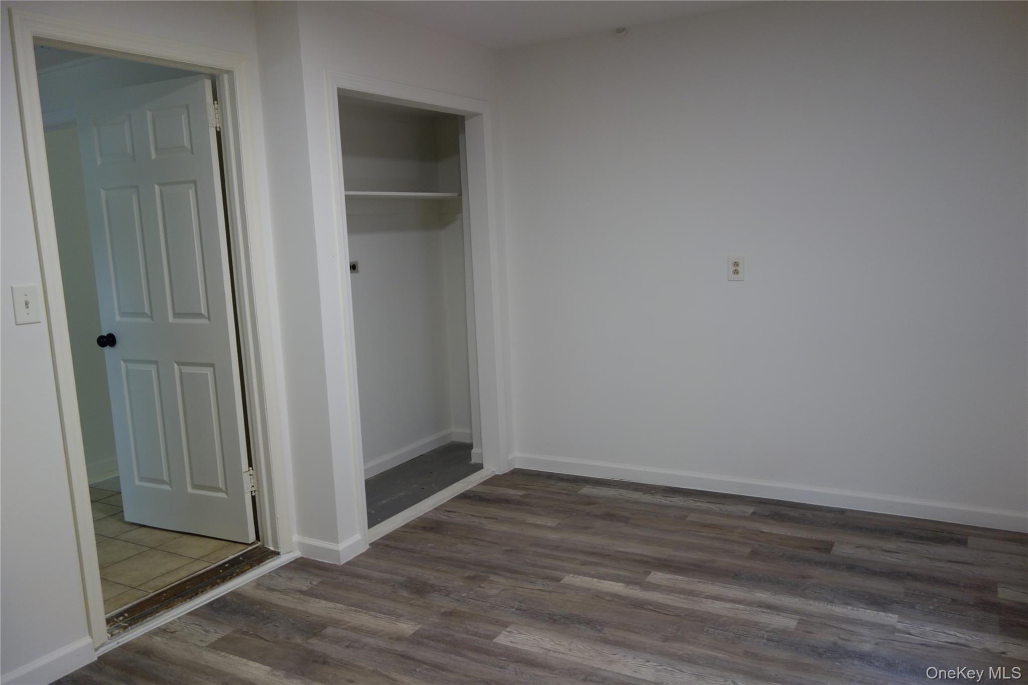 #6 photo, 664 Bryant Street, Westbury , NY 11590