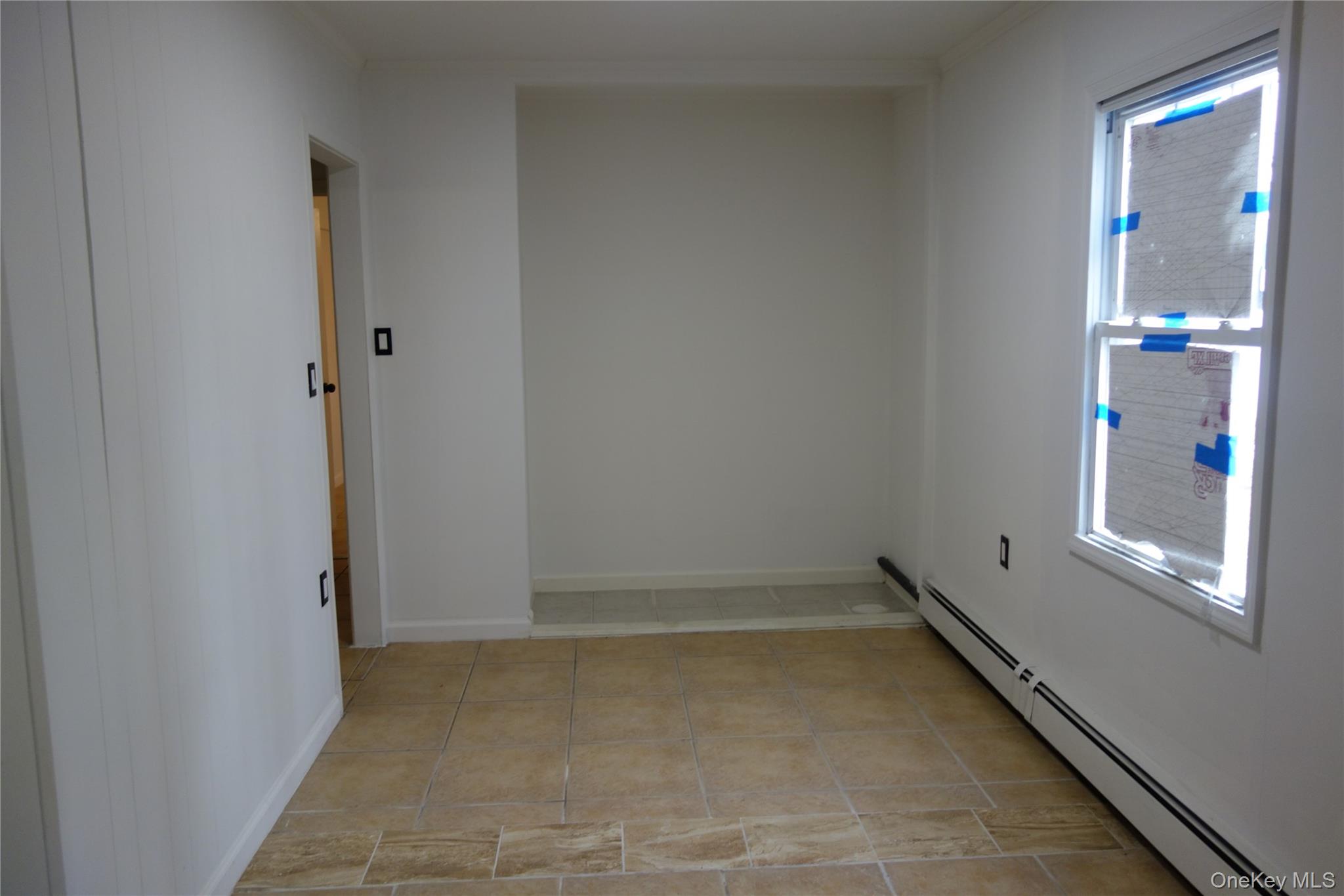 #8 photo, 664 Bryant Street, Westbury , NY 11590