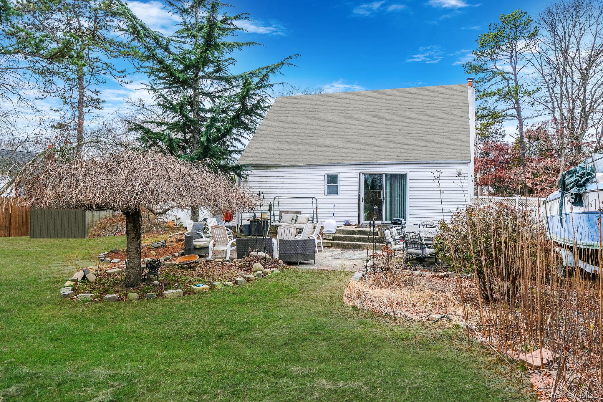 #7 photo, 287 Central Avenue, Bohemia , NY 11716