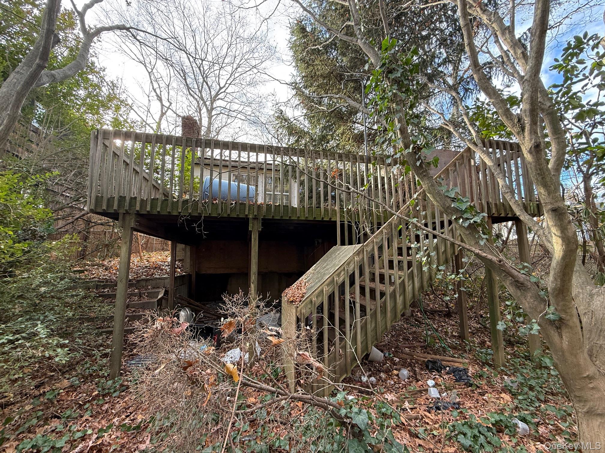 #5 photo, 33 Roxbury Street, Huntington Station , NY 11746