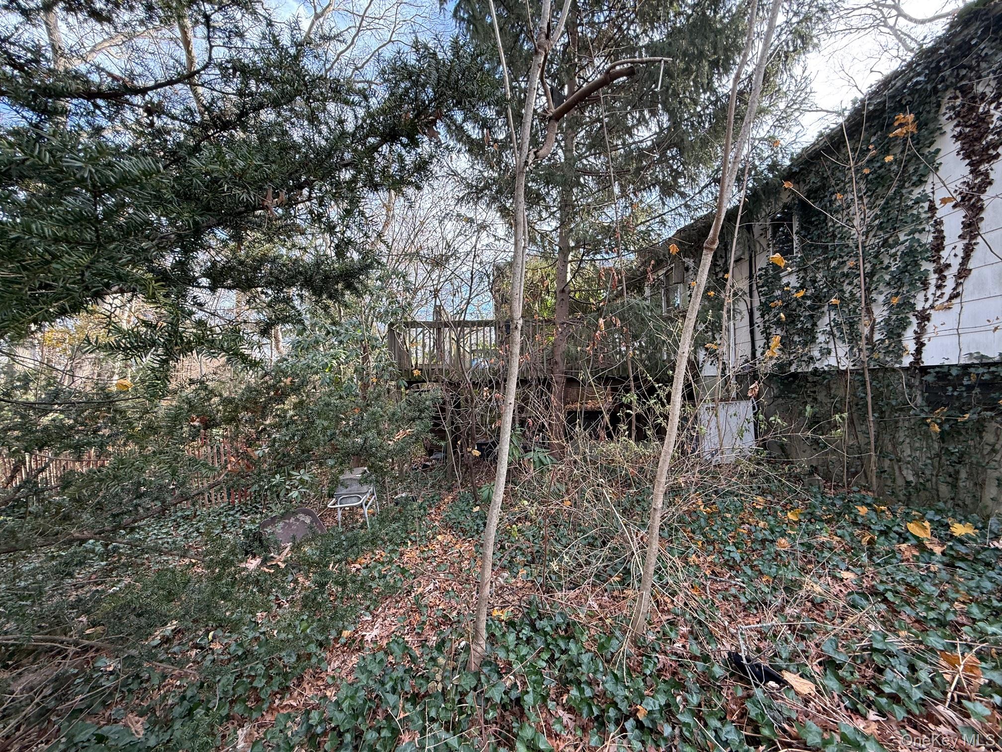 #8 photo, 33 Roxbury Street, Huntington Station , NY 11746