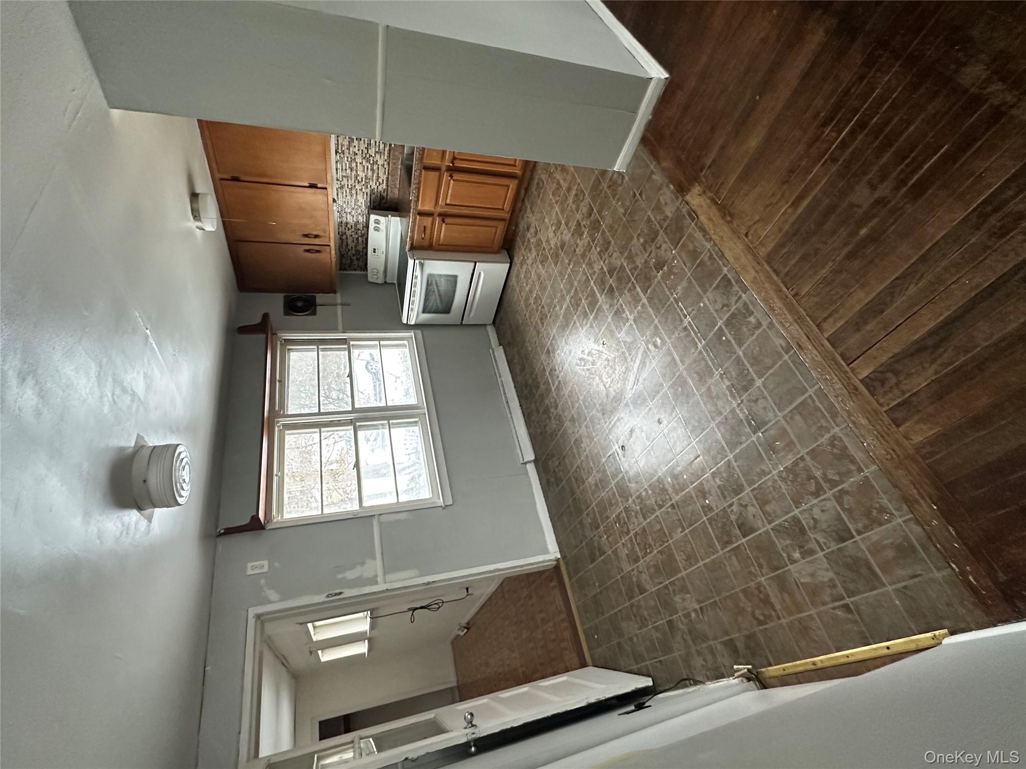 #4 photo, 128 Weyants Lane, Newburgh , NY 12550