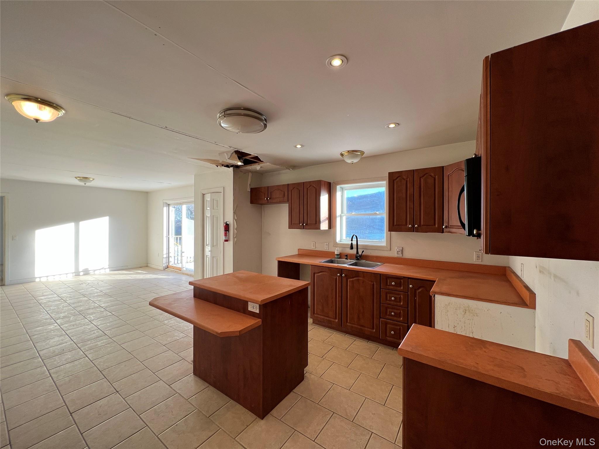 #2 photo, 141 Poplar Hill Road, 纽约州 Wassaic , NY 12592