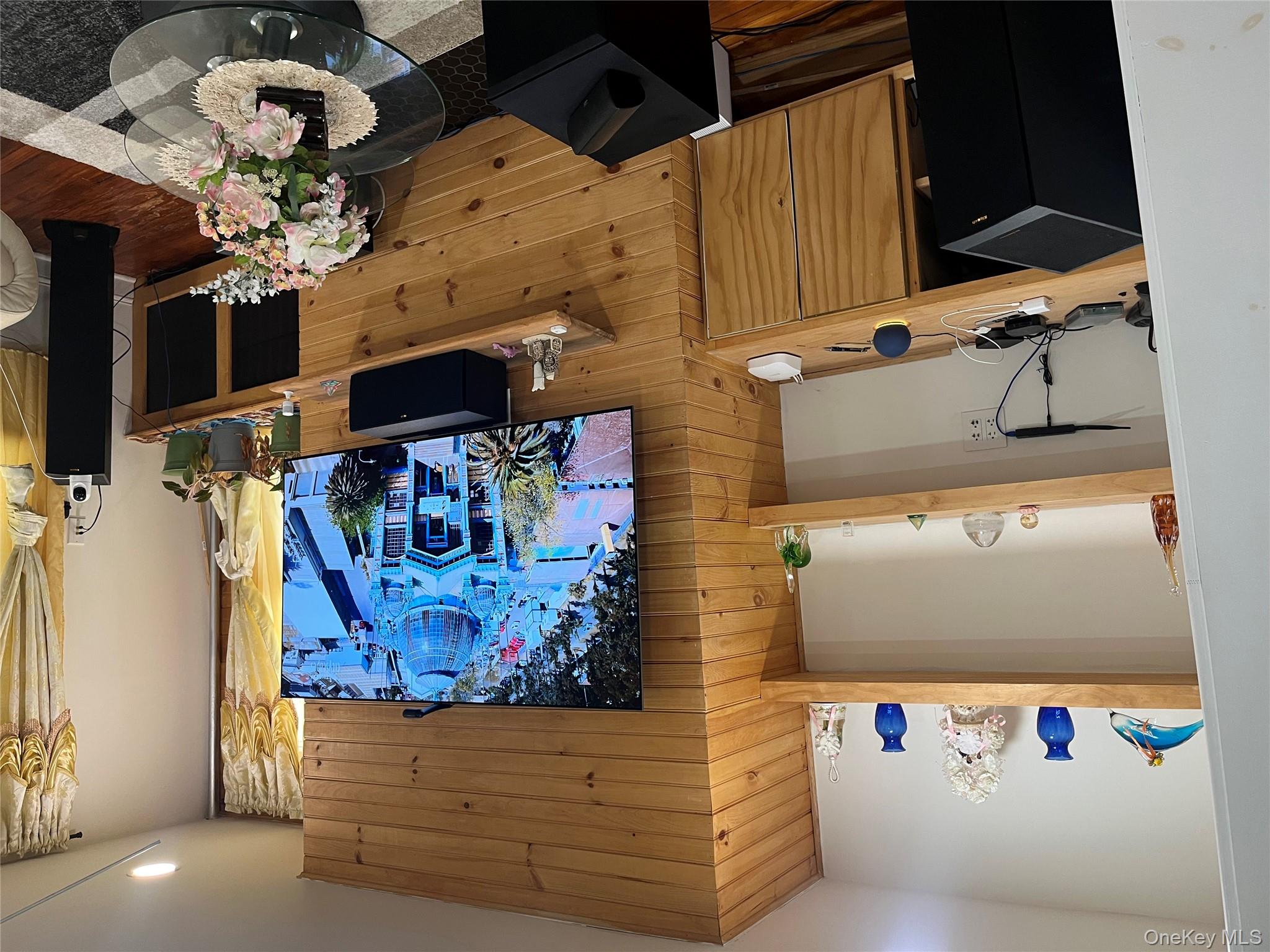 #5 photo, 149 W Kingsbridge Road, Mount Vernon , NY 10550