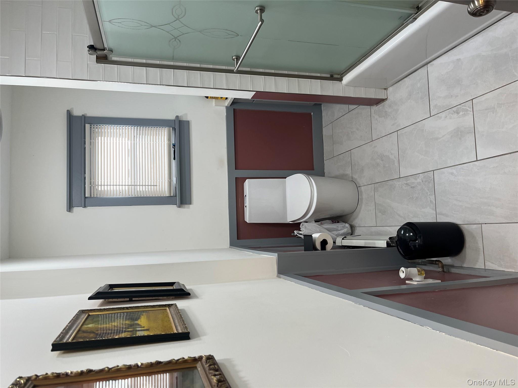 #8 photo, 149 W Kingsbridge Road, Mount Vernon , NY 10550