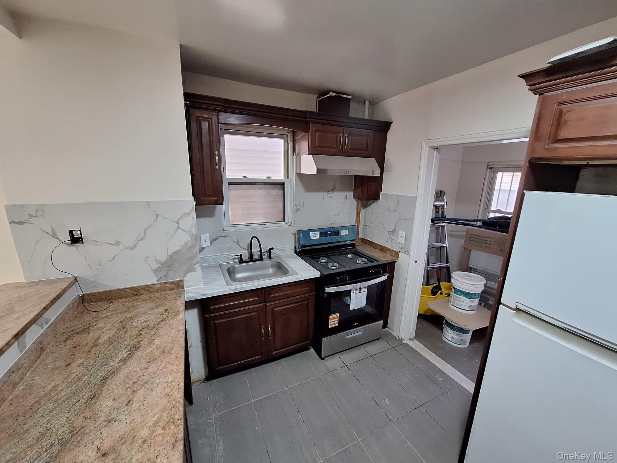 #4 photo, 9043 170th Street, কুইন্‌স Jamaica , NY 11432