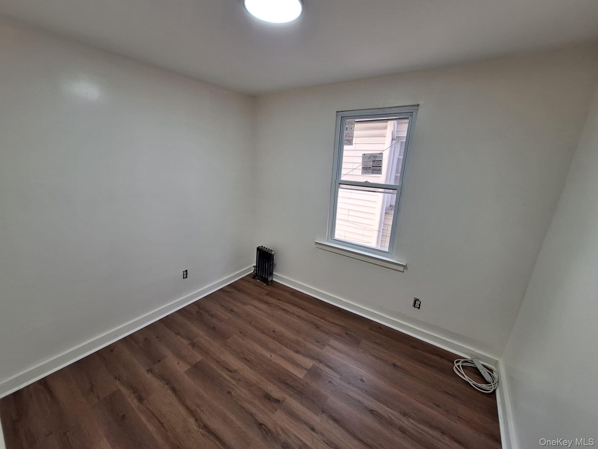 #8 photo, 9043 170th Street, কুইন্‌স Jamaica , NY 11432