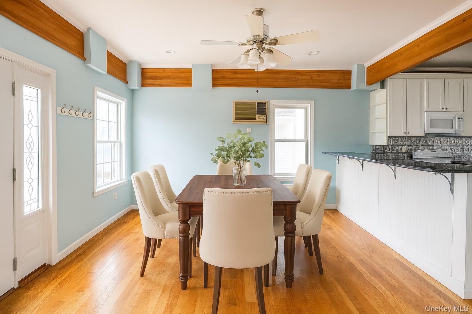 #8 photo, 138 Beach Avenue, 롱 아일랜드 Bellmore , NY 11710