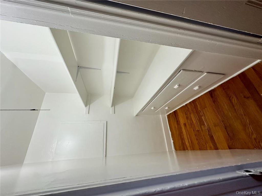 #10 photo, 118 W Main Street, Middletown , NY 10940