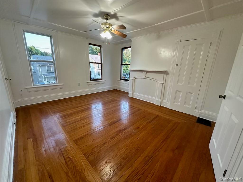 #4 photo, 118 W Main Street, Middletown , NY 10940