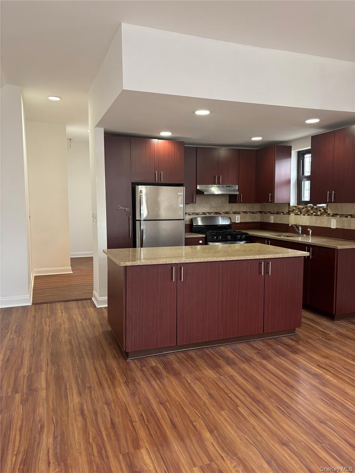 #11 photo, 7719 Parsons Boulevard, Fresh Meadows , NY 11366