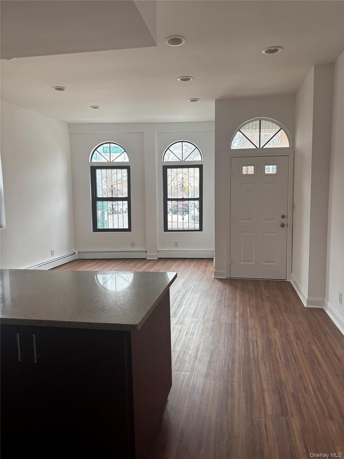 #7 photo, 7719 Parsons Boulevard, Fresh Meadows , NY 11366