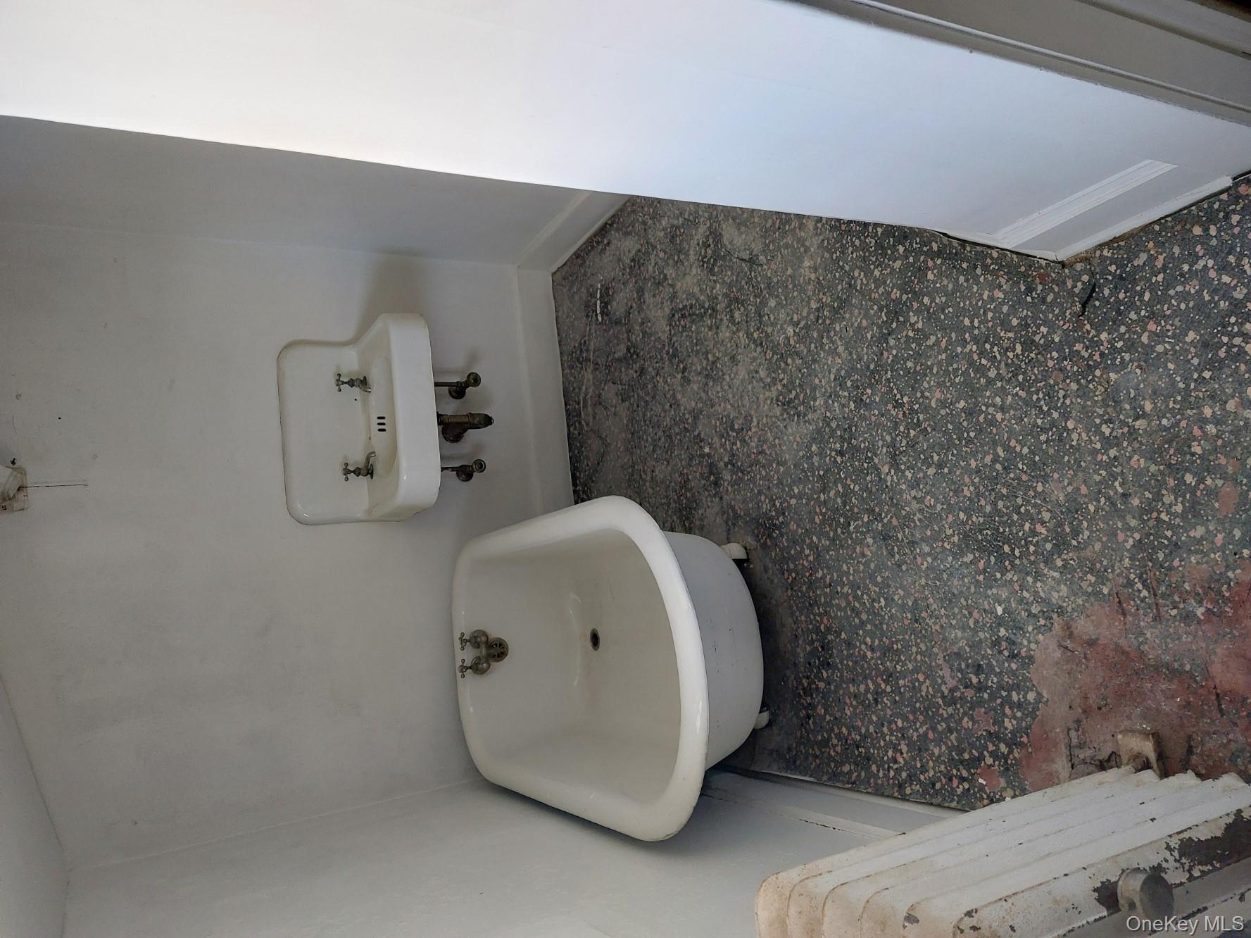 #16 photo, 1 Priscella a/k/a 31 Primrose Avenue, Yonkers , NY 10710