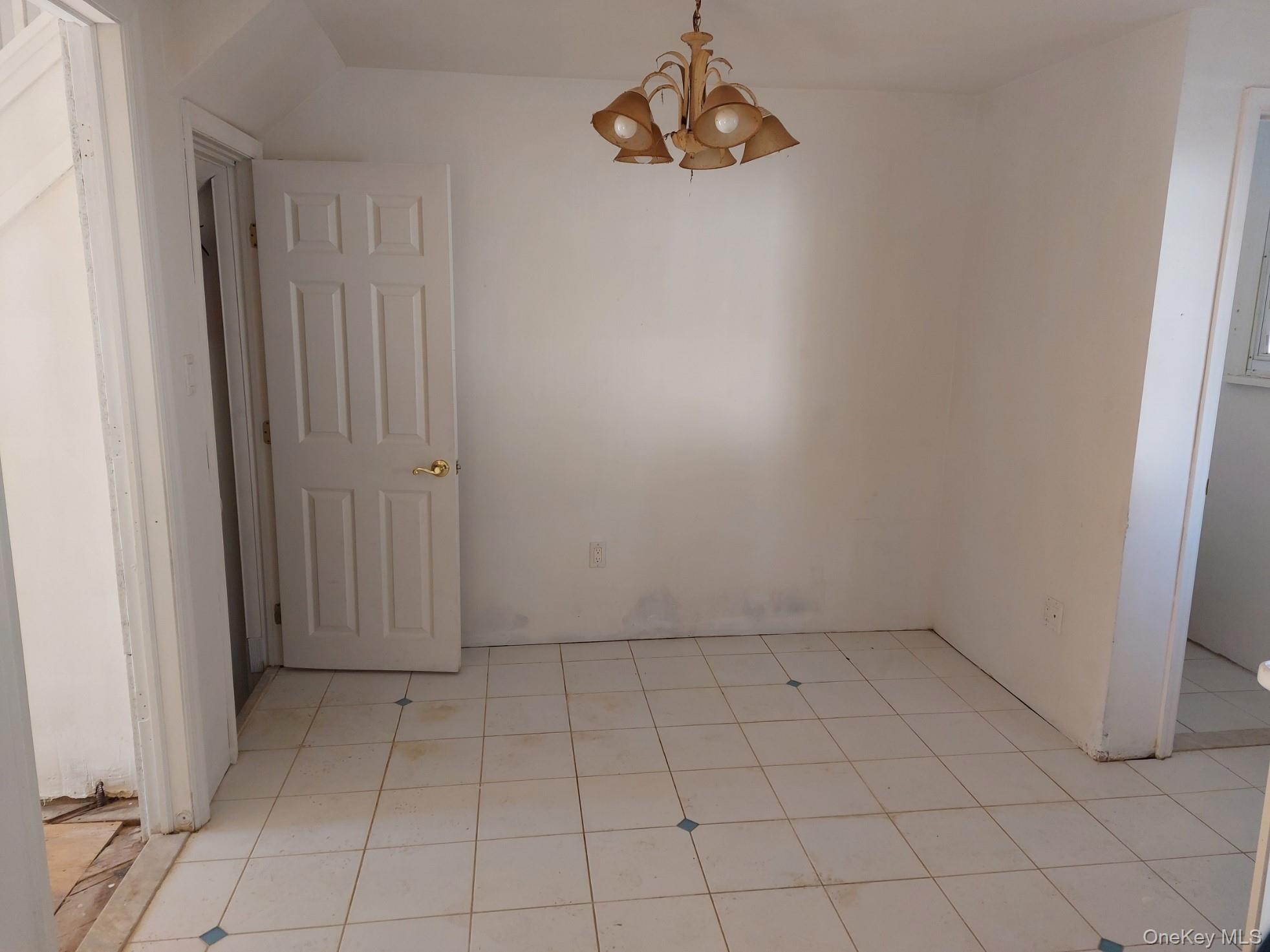 #6 photo, 1 Priscella a/k/a 31 Primrose Avenue, Yonkers , NY 10710