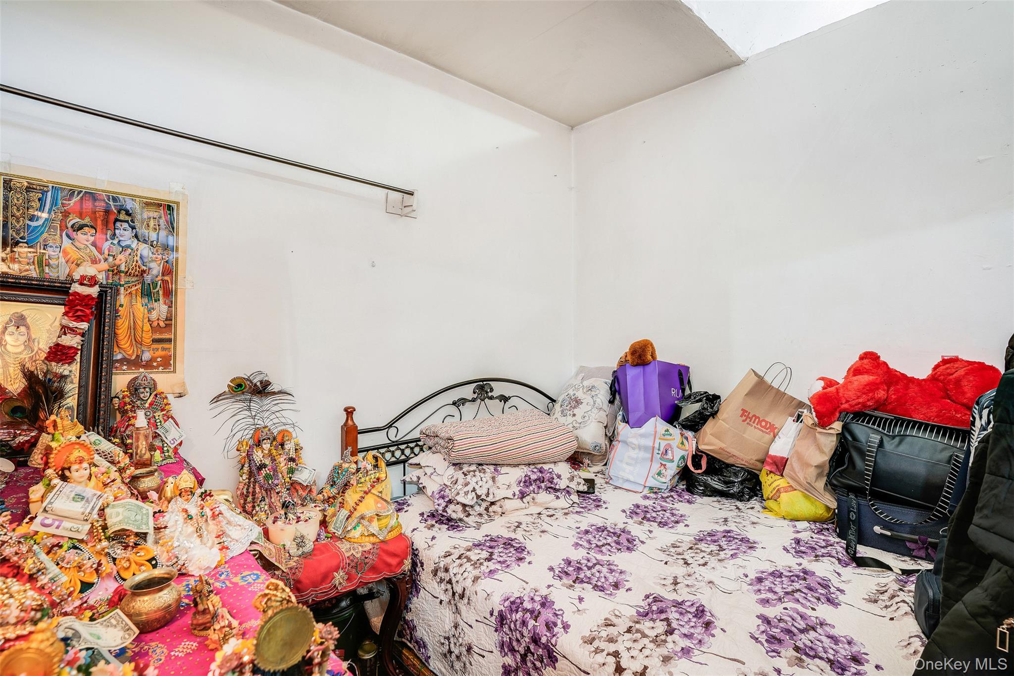 #19 photo, 18018 Hillside Avenue, Jamaica , NY 11432