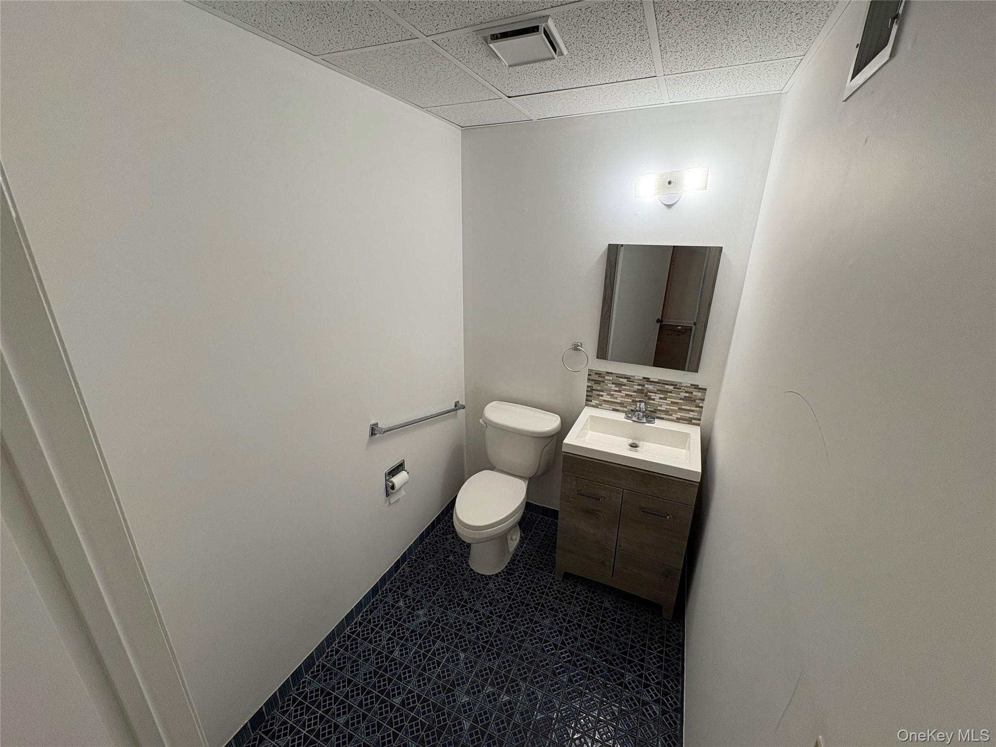 #7 photo, Hauppauge, Hauppauge , NY 11788