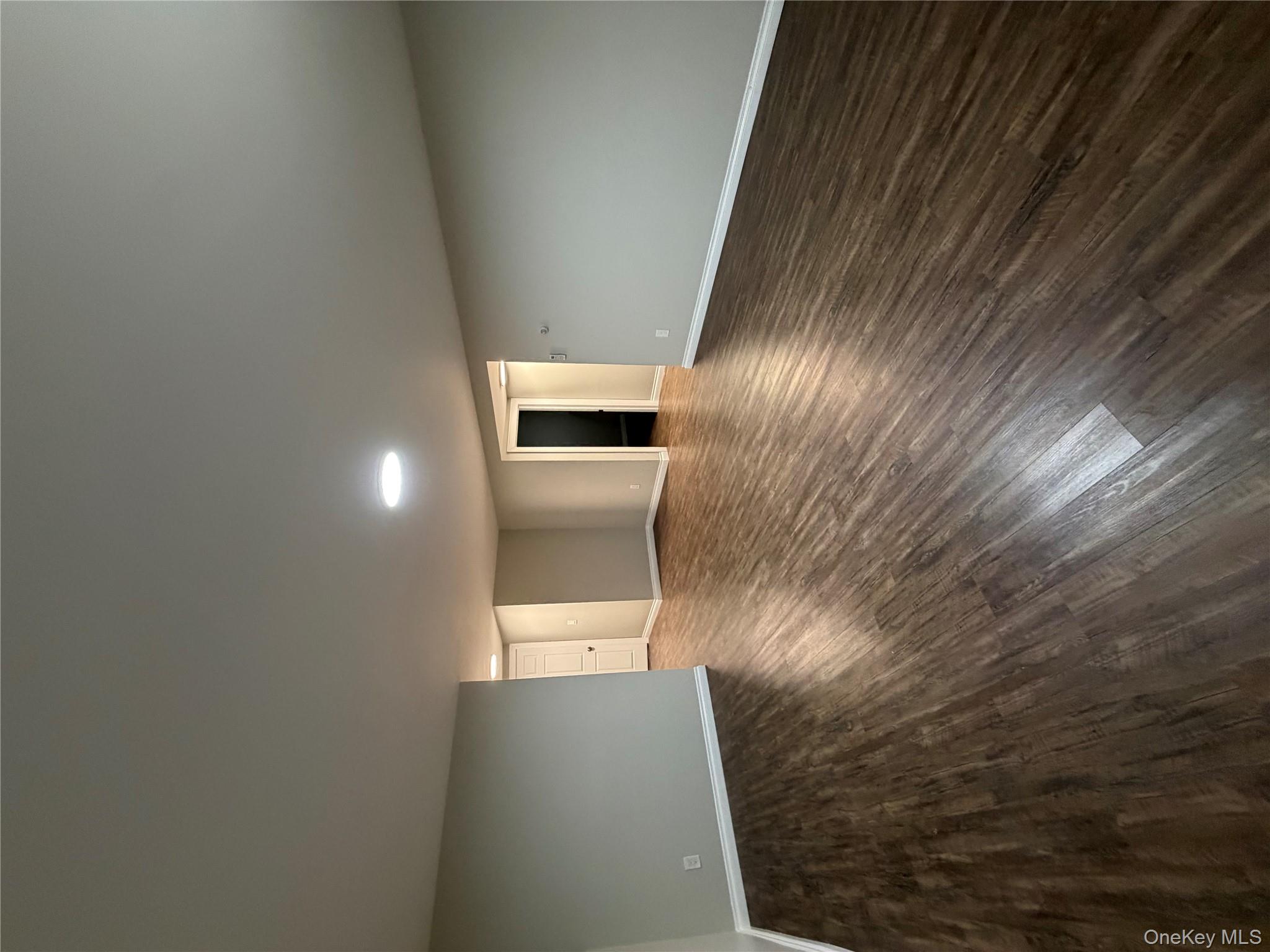 #13 photo, 5 Dewey Road, Commack , NY 11725