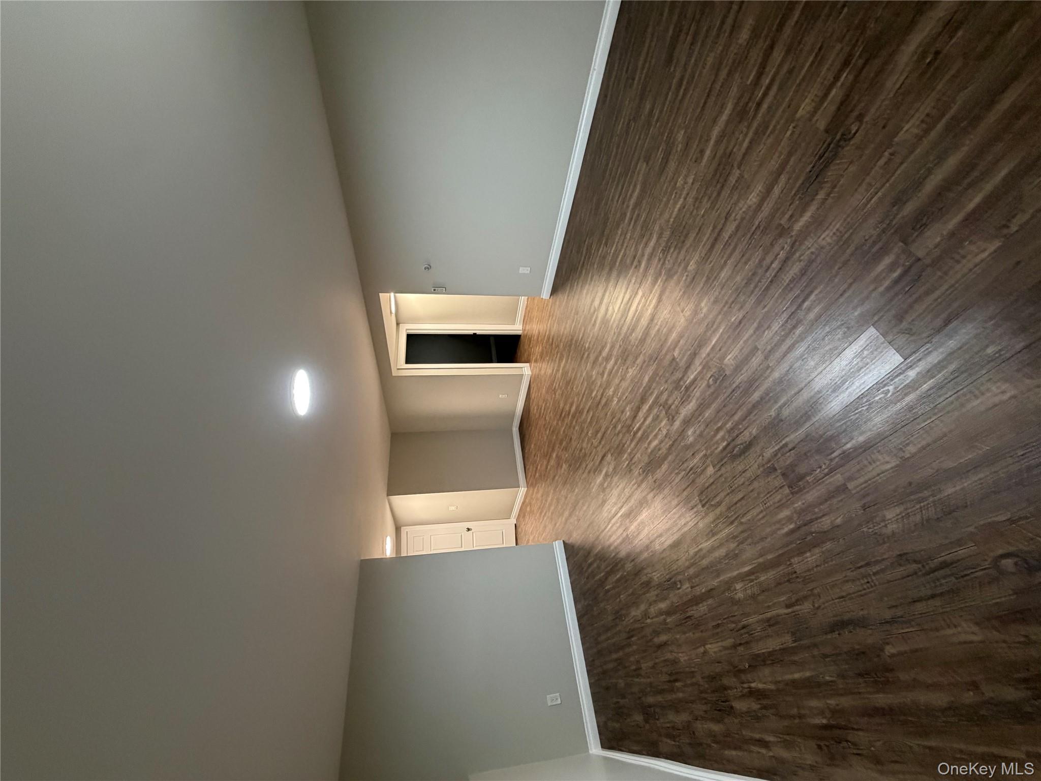 #14 photo, 5 Dewey Road, Commack , NY 11725