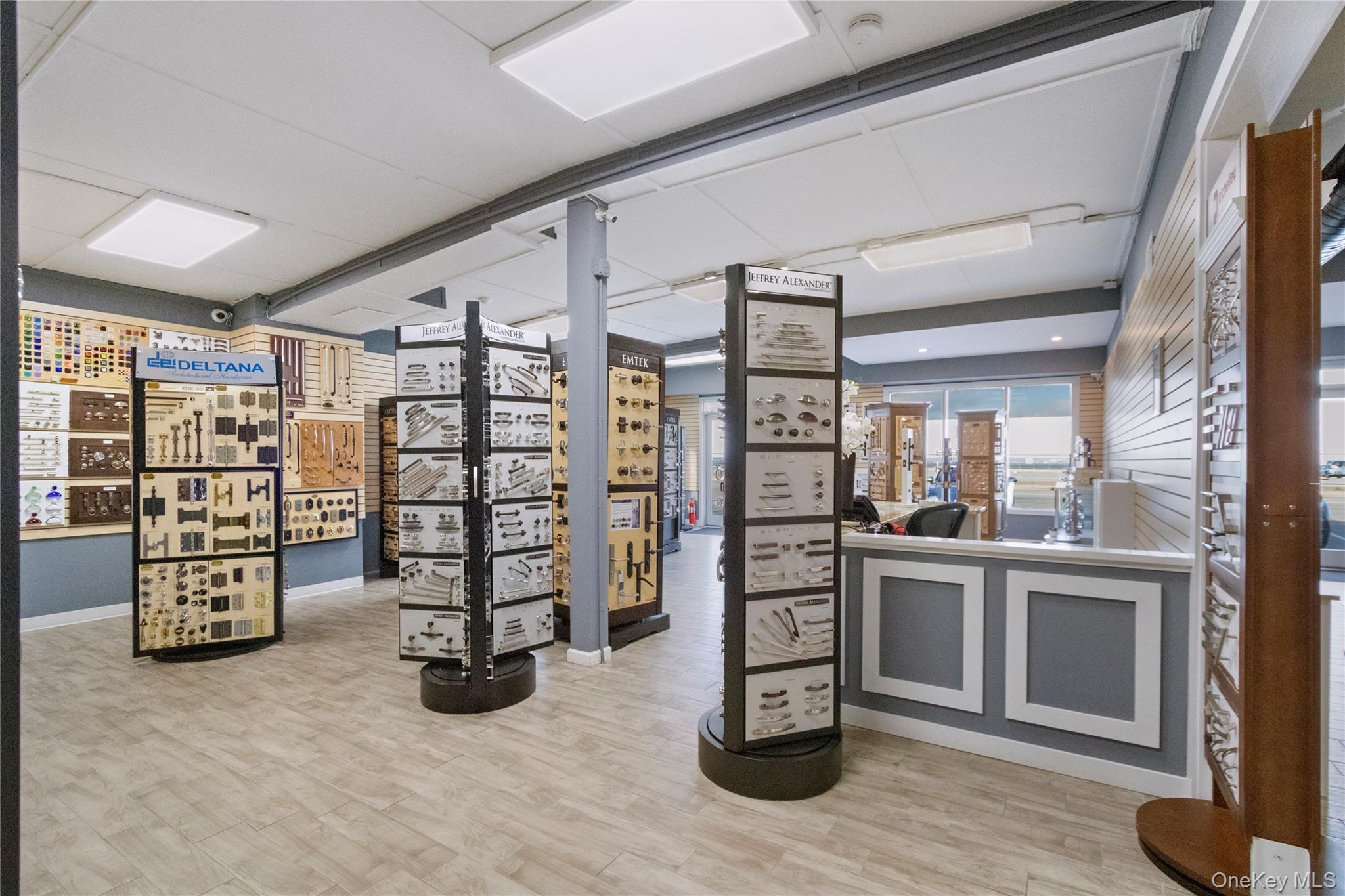 #11 photo, 14 Bayville Avenue, Bayville , NY 11709