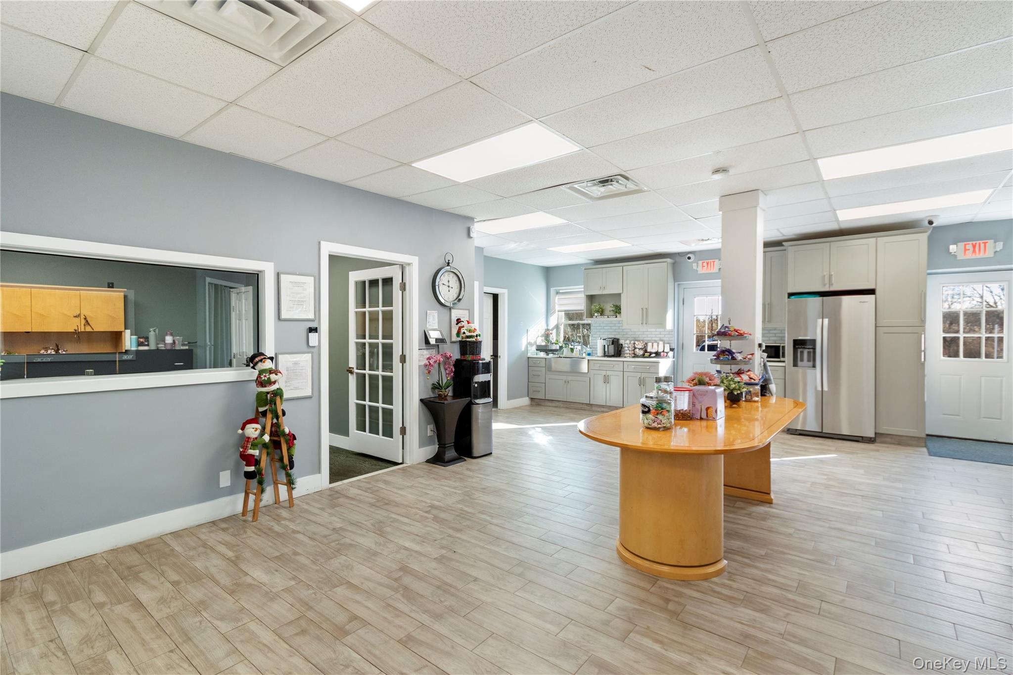 #3 photo, 14 Bayville Avenue, Bayville , NY 11709