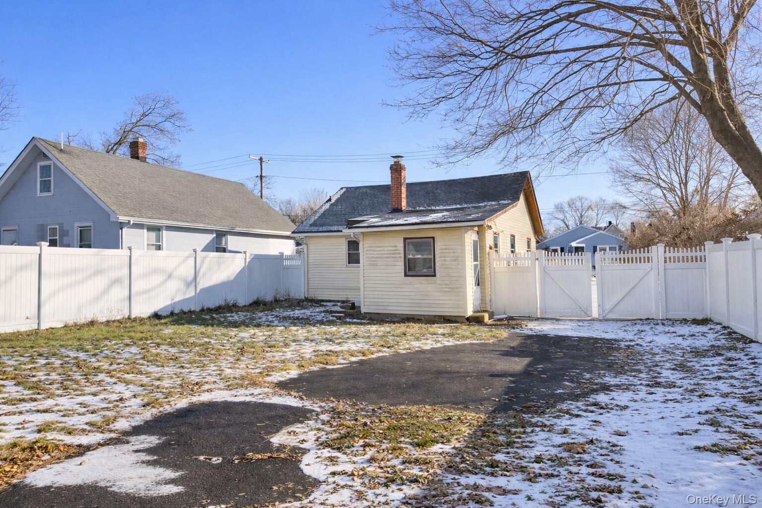 #10 photo, 31 Oakland Avenue, Port Jefferson Station , NY 11776