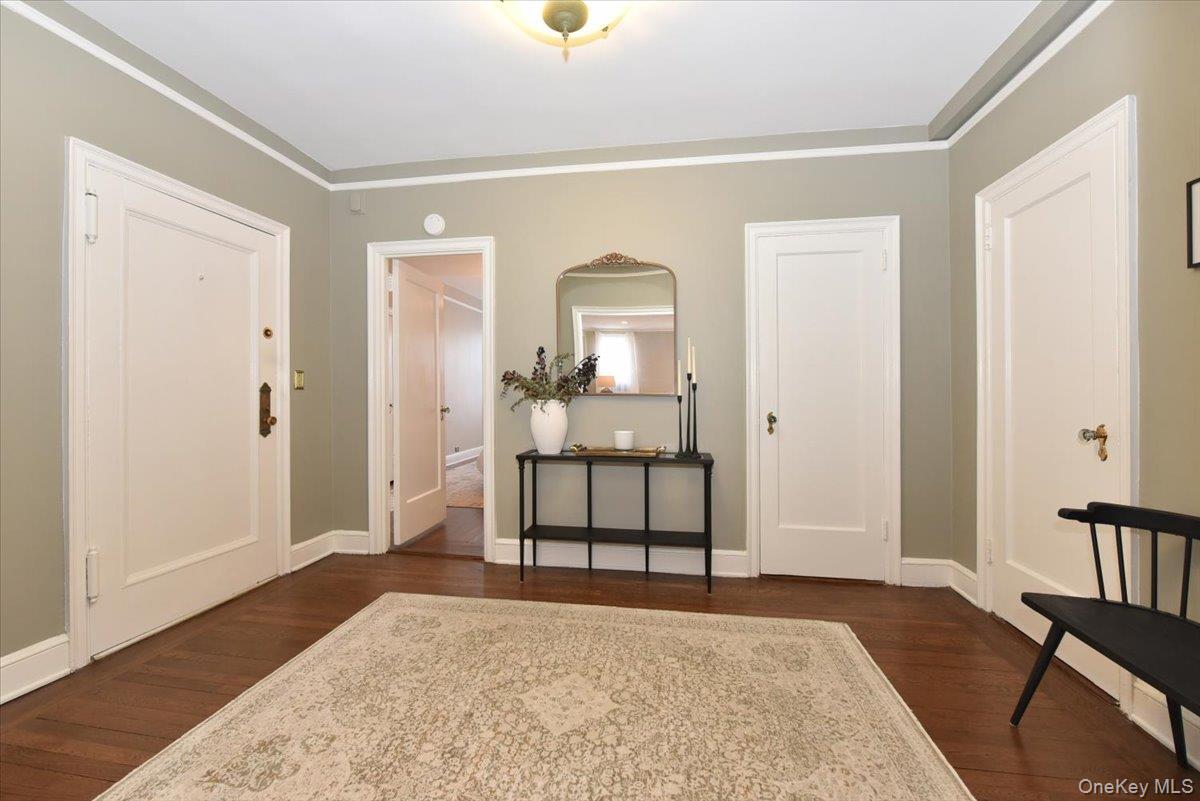 #4 photo, 8 BARSTOW, নাসাউ কাউন্টি Great Neck , NY 11021