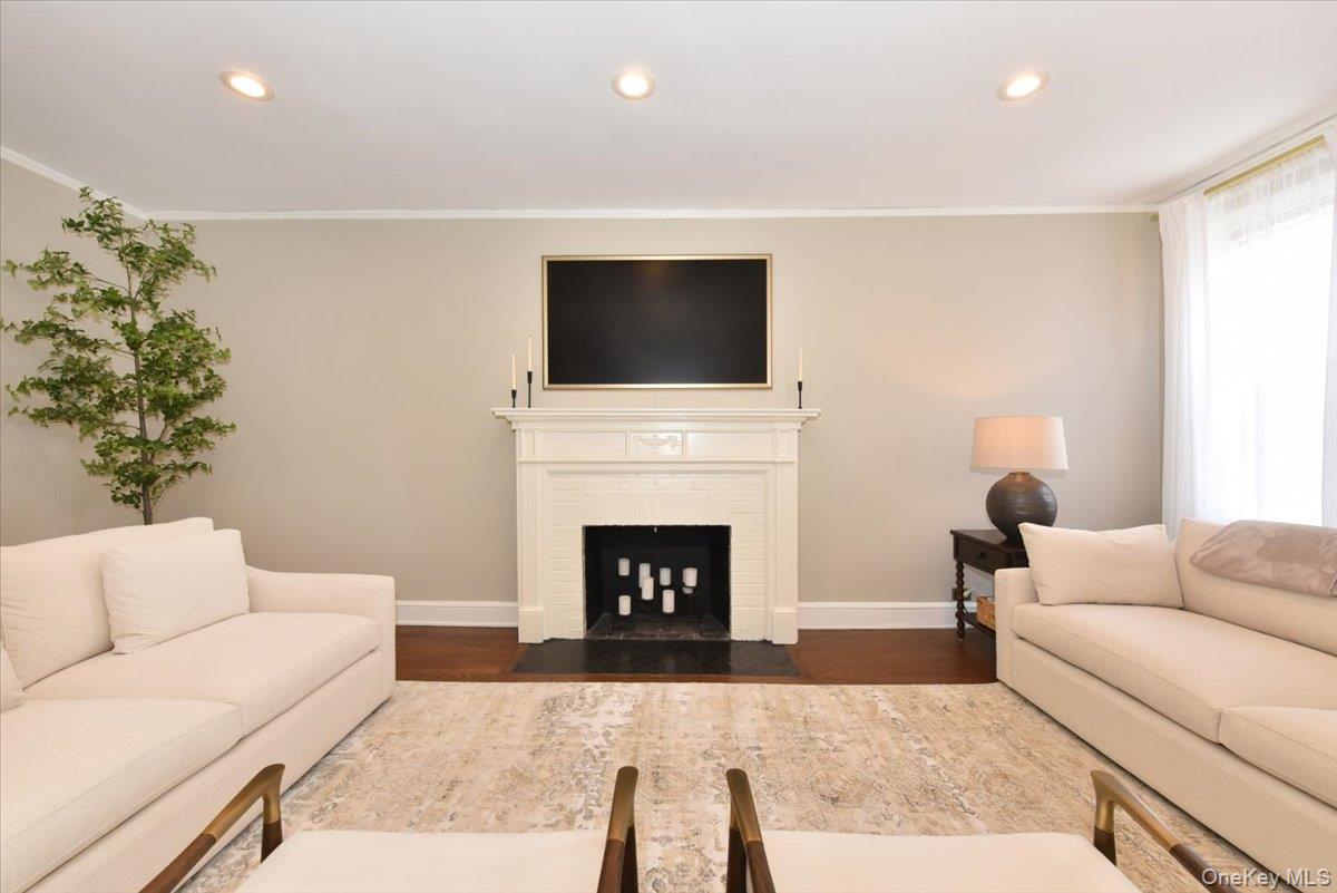 #6 photo, 8 BARSTOW, নাসাউ কাউন্টি Great Neck , NY 11021