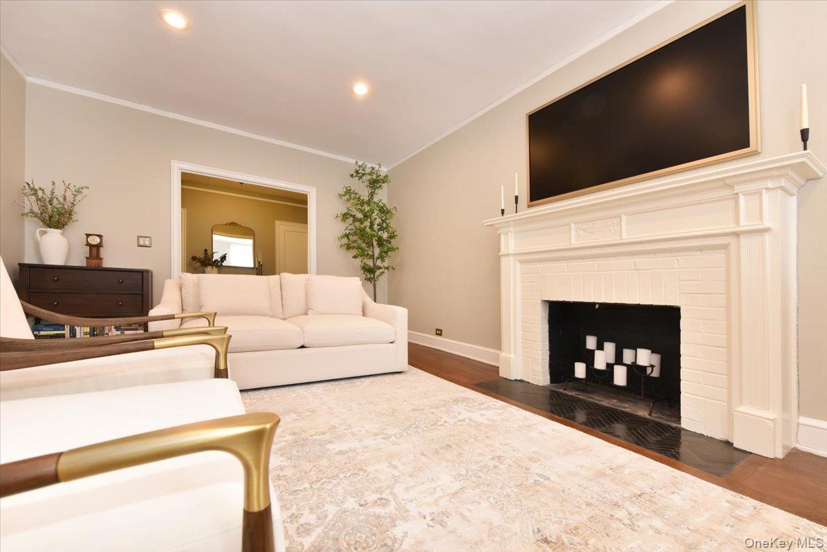 #7 photo, 8 BARSTOW, নাসাউ কাউন্টি Great Neck , NY 11021