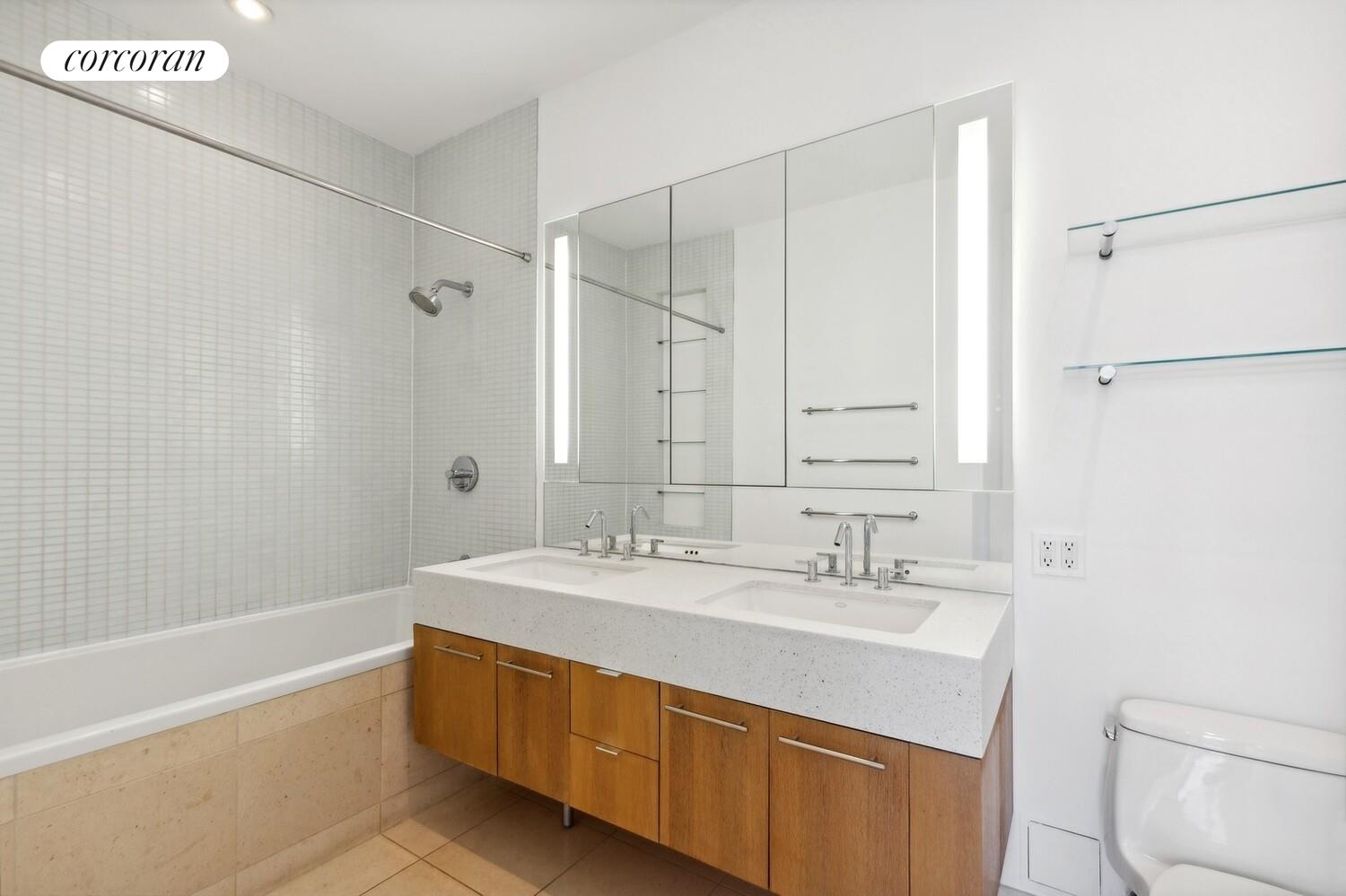 #6 photo, Brooklyn, ব্রুকলিন DUMBO , NY 11201