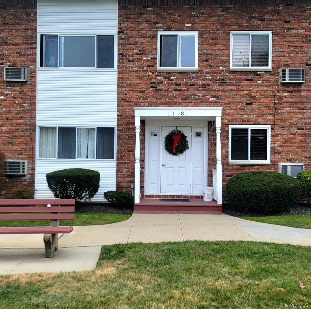 #13 photo, 355 Route 111, Smithtown , NY 11787