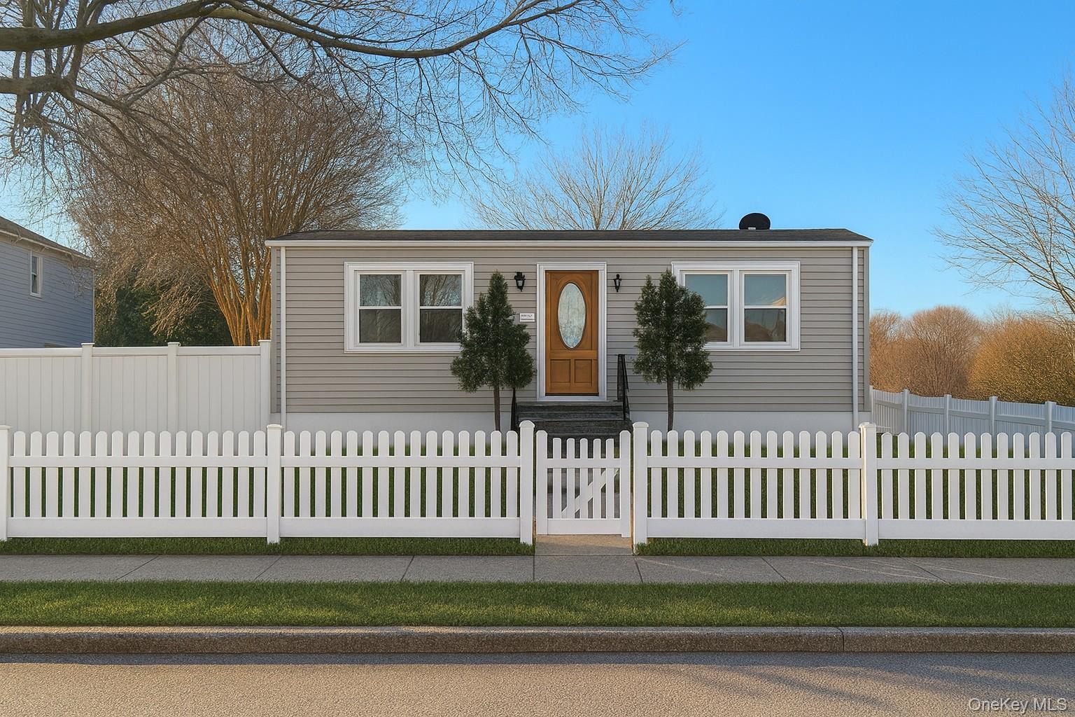 #2 photo, 15 Maple Road, Inwood , NY 11096