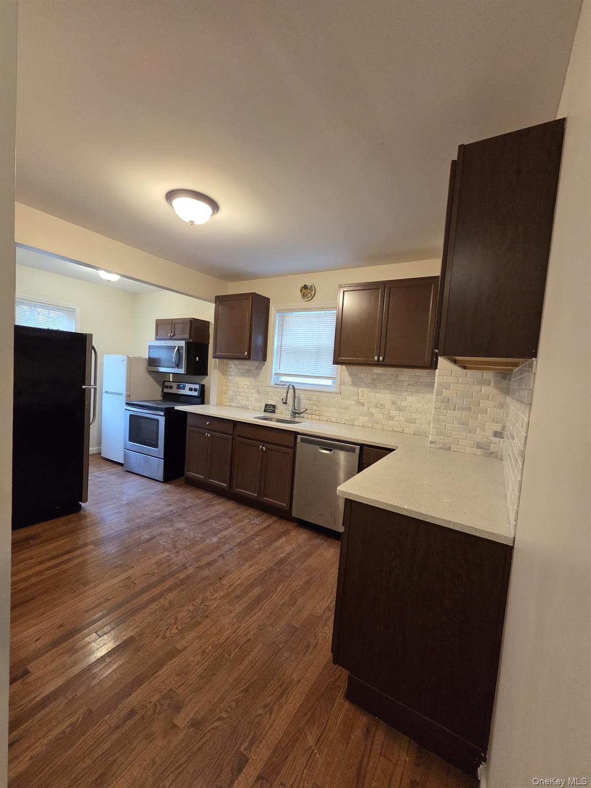 #4 photo, 10 N 15th Street, Wyandanch , NY 11798