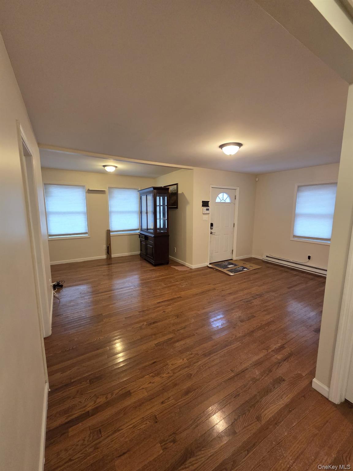 #6 photo, 10 N 15th Street, Wyandanch , NY 11798