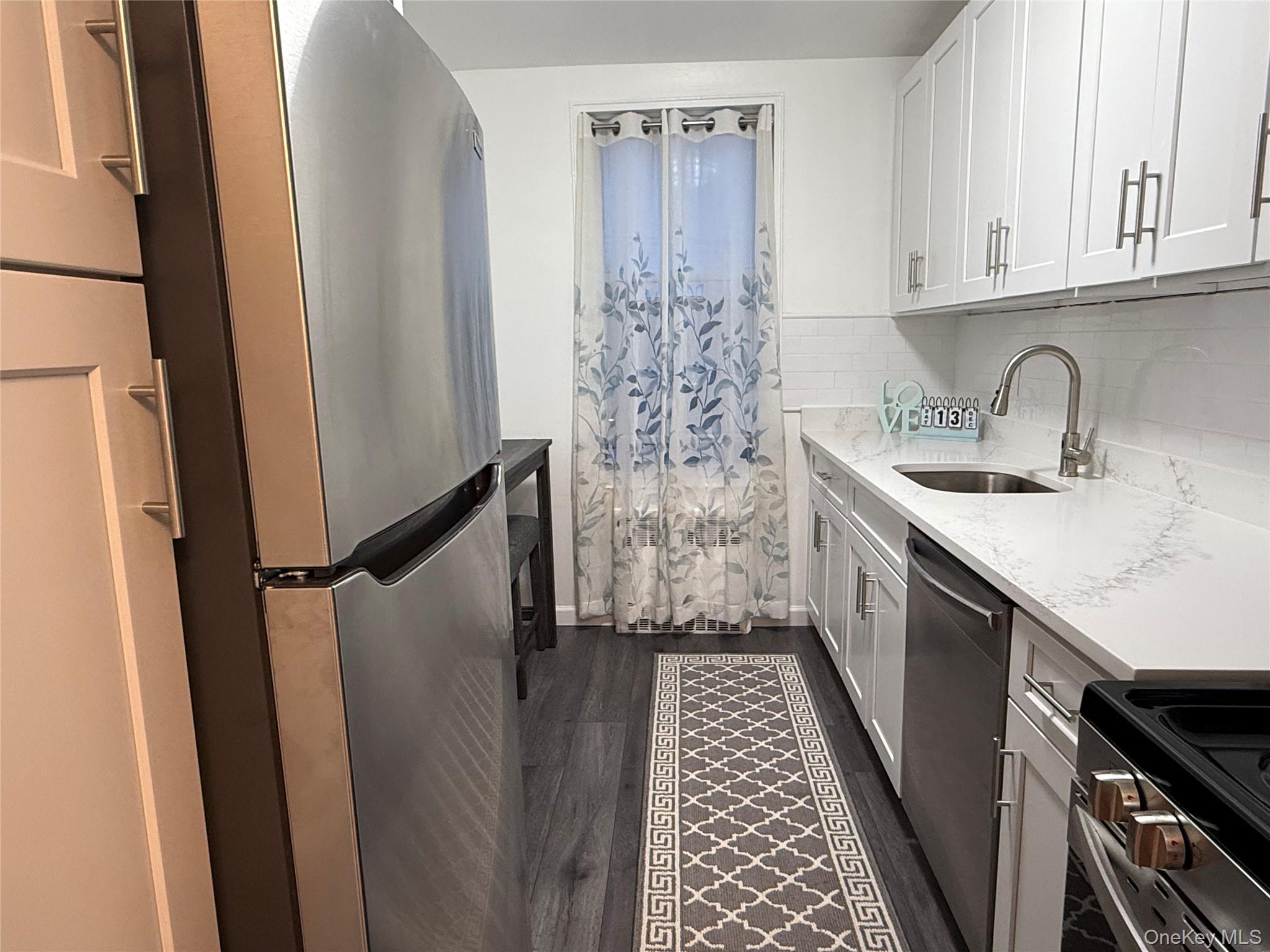 #11 photo, 530 Dubois Avenue, নাসাউ কাউন্টি Valley Stream , NY 11581