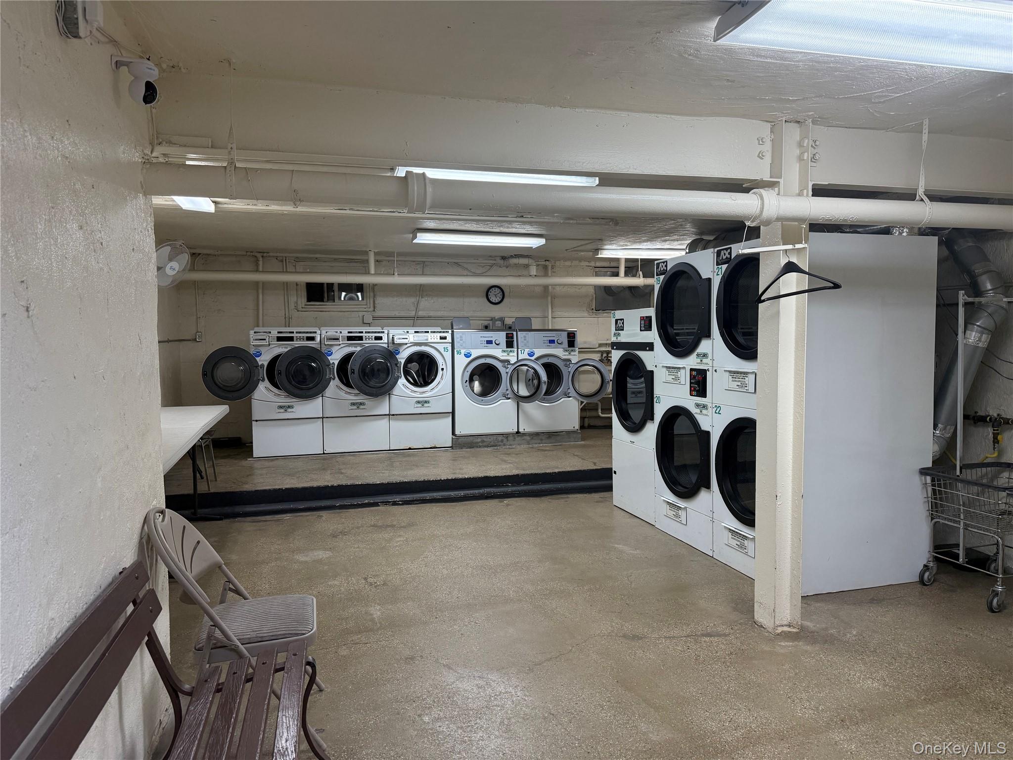 #19 photo, 530 Dubois Avenue, নাসাউ কাউন্টি Valley Stream , NY 11581