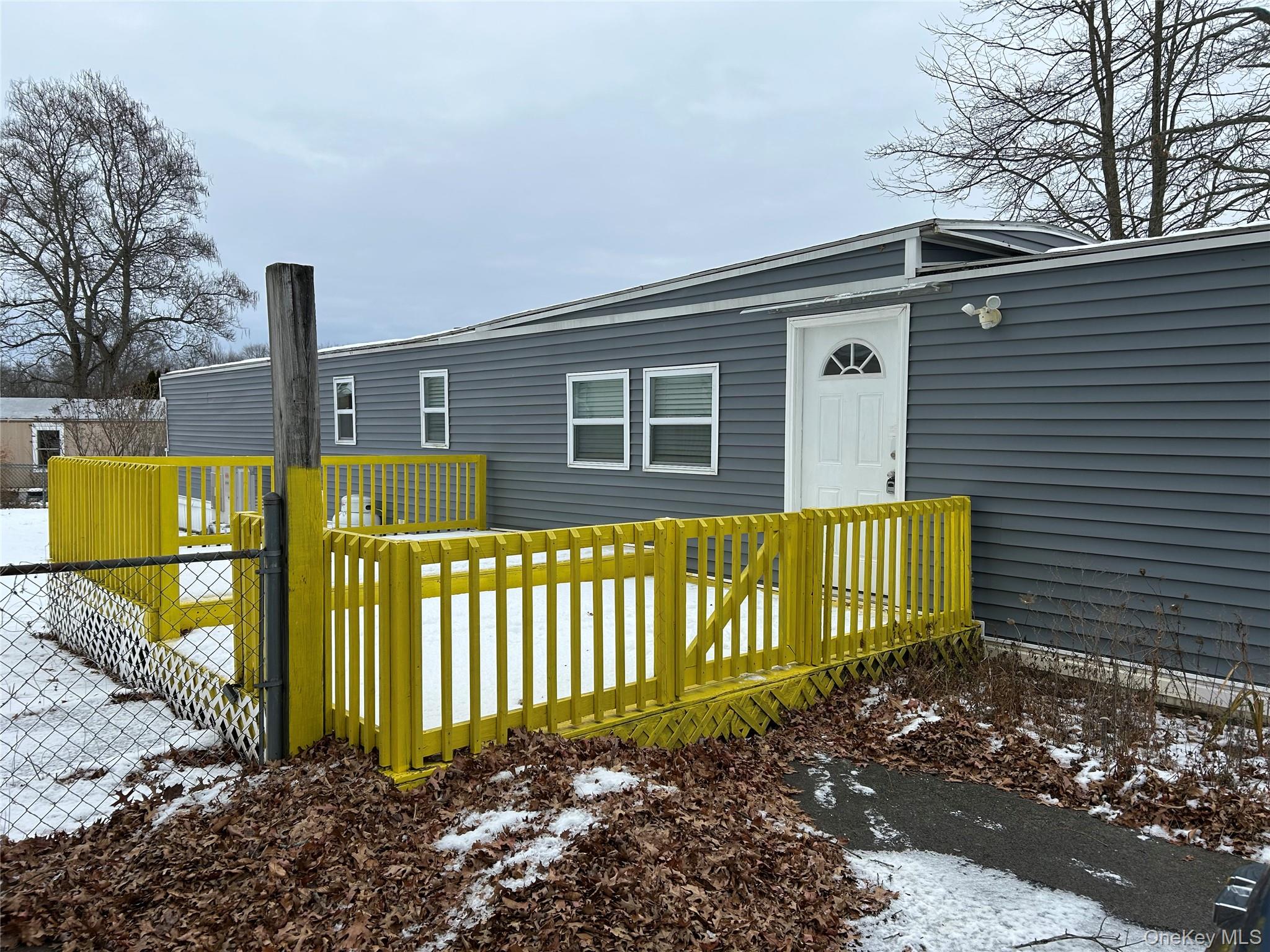 #1 photo, 717 Modena Country Club, Gardiner , NY 12525