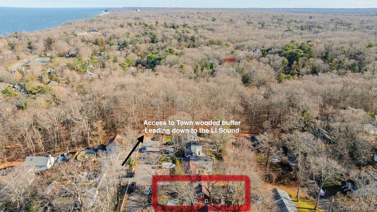 #4 photo, 50 Poseidon Road, Rocky Point , NY 11778