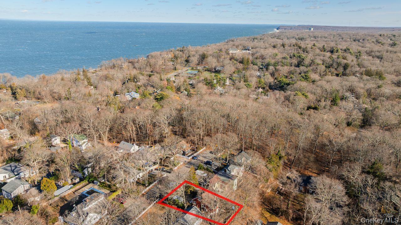 #8 photo, 50 Poseidon Road, Rocky Point , NY 11778