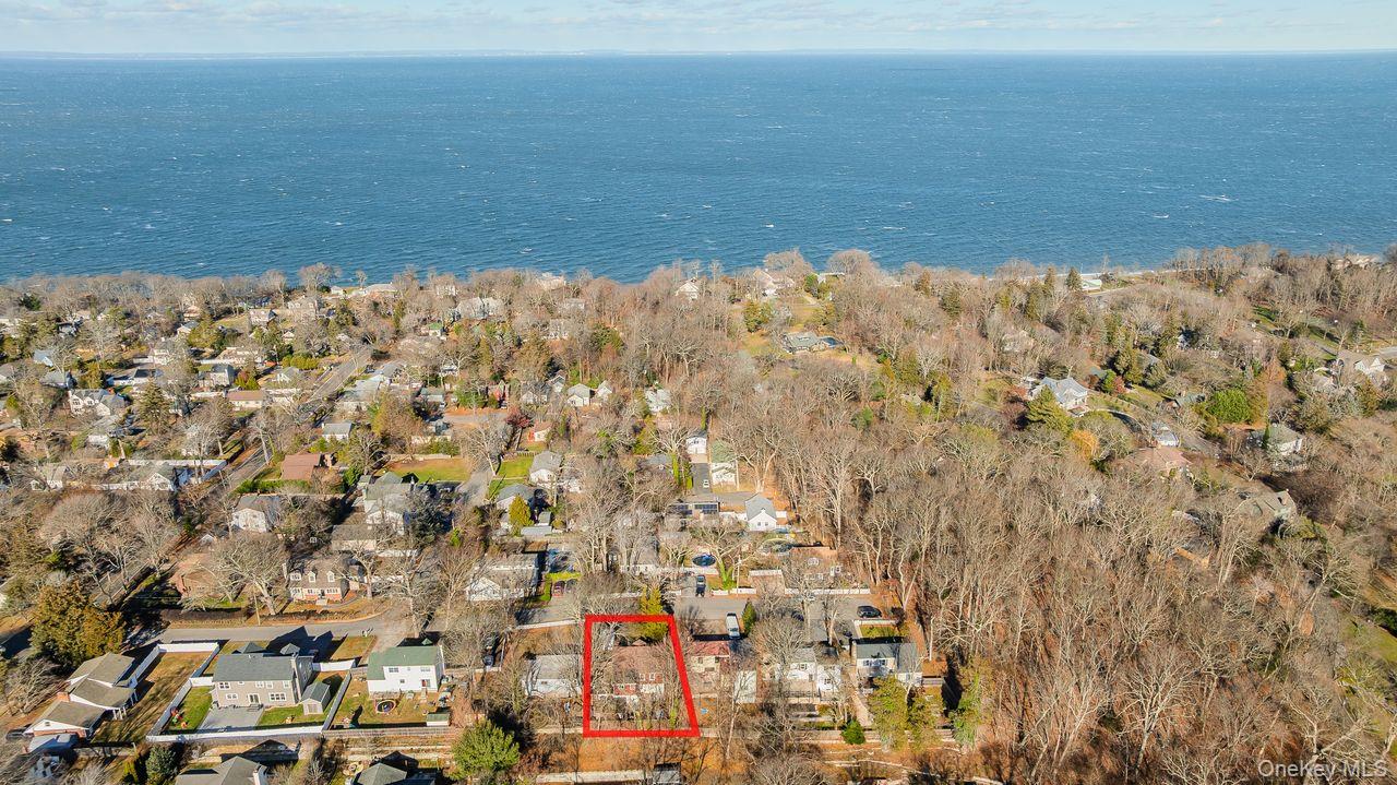 #9 photo, 50 Poseidon Road, Rocky Point , NY 11778