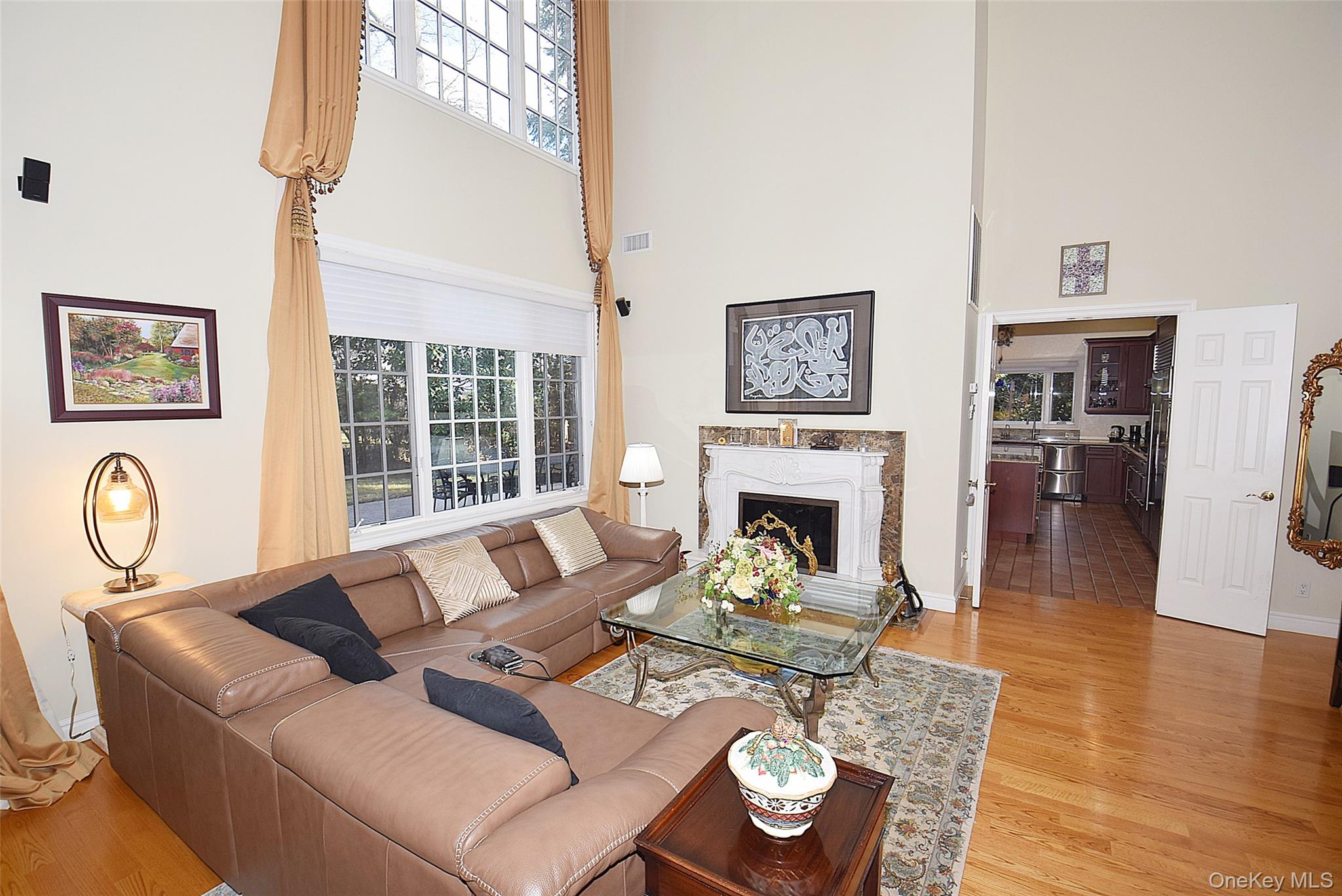 #10 photo, 35 Meadow Woods Road, 长岛 大颈 Great Neck , NY 11020