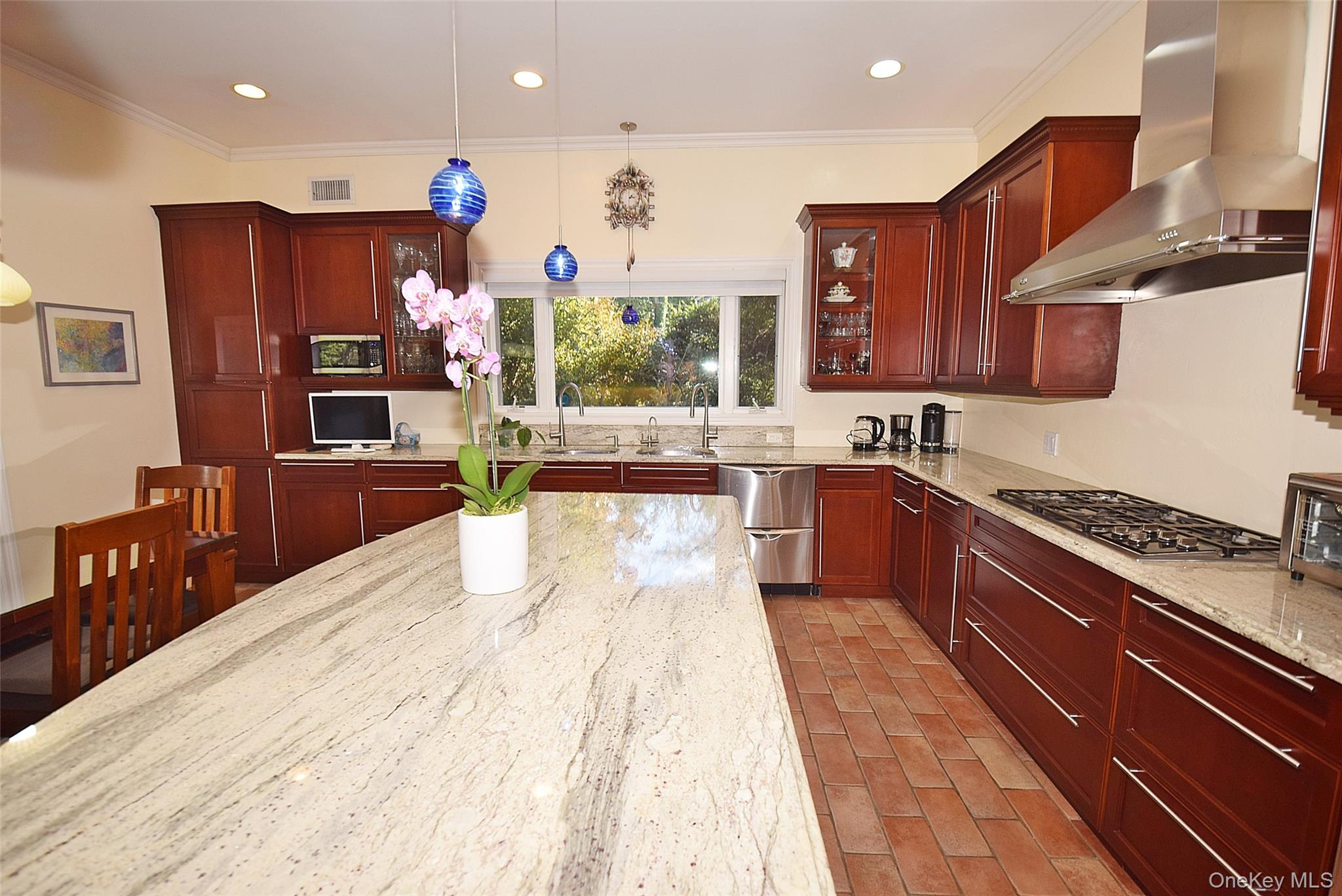 #15 photo, 35 Meadow Woods Road, 长岛 大颈 Great Neck , NY 11020