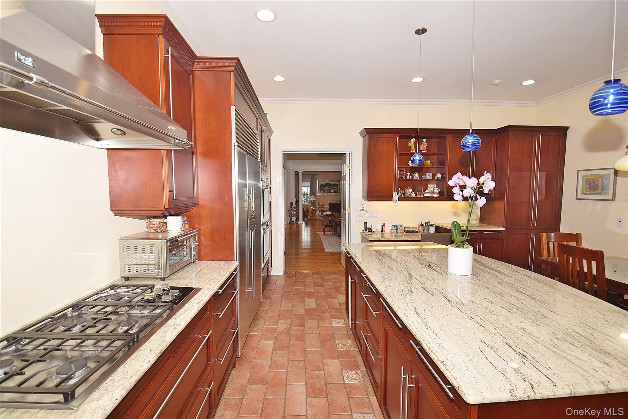 #18 photo, 35 Meadow Woods Road, 长岛 大颈 Great Neck , NY 11020