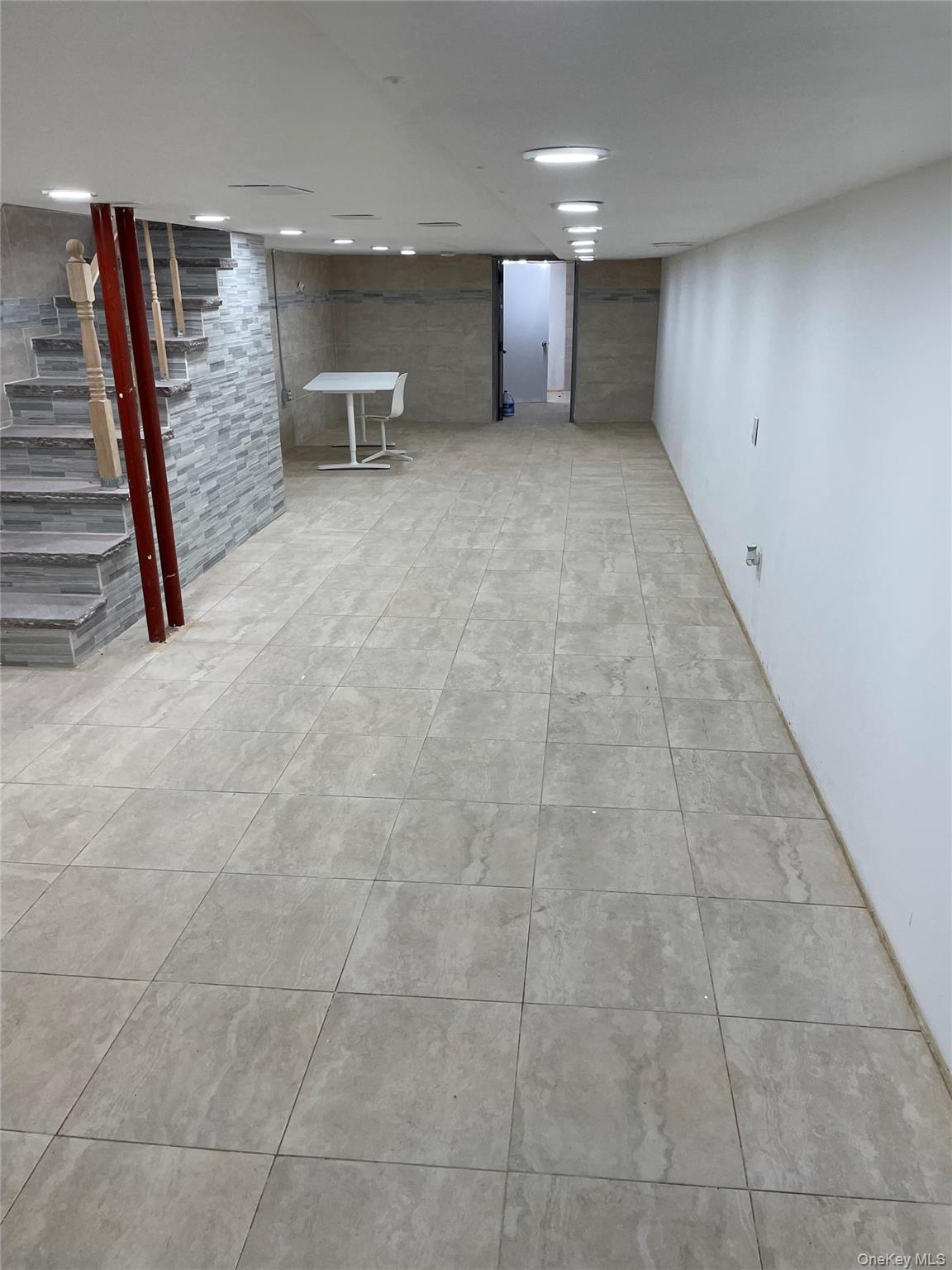 #5 photo, 104-06 Jamaica Avenue, कुईंस Richmond Hill , NY 11418