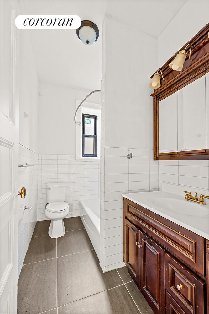 #7 photo, Brooklyn, Crown Heights , NY 11216