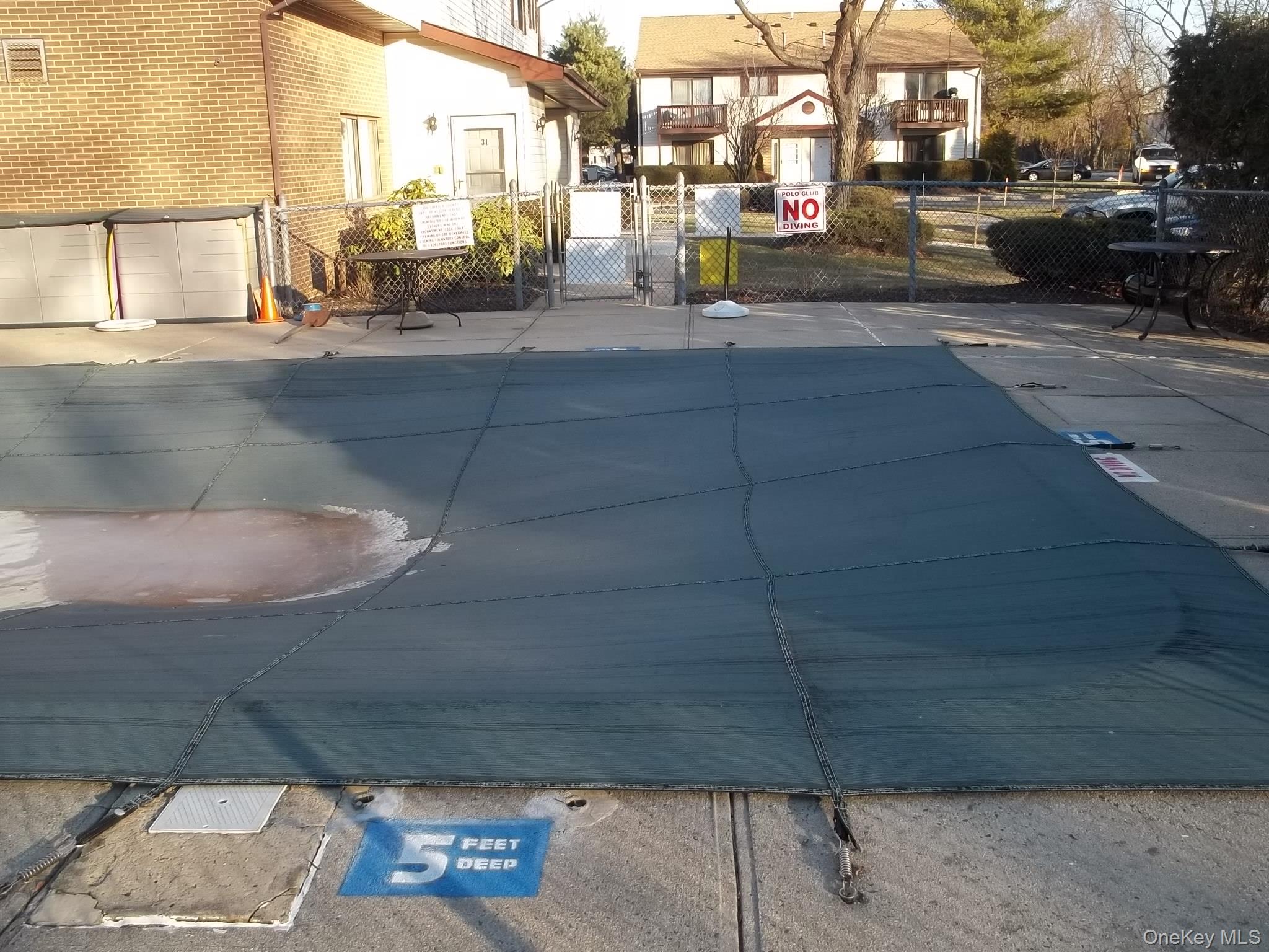 #5 photo, 615 Broadway, Amityville , NY 11701